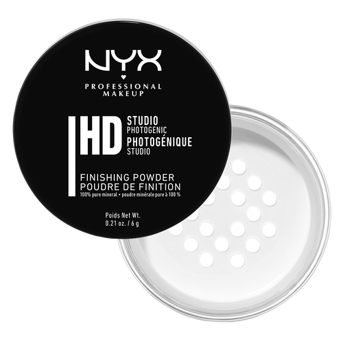 Otwarte pudełko pudru utrwalającego Studio Finishing Powder od NYX PM.