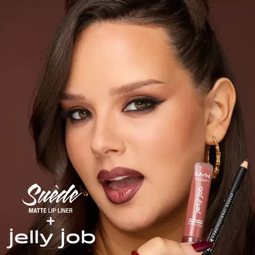 Błyszczyk NYX PM Jelly Job na ustach szatynki