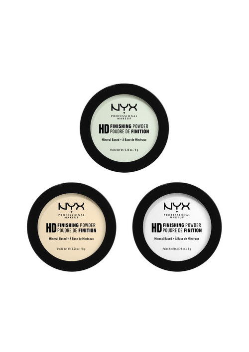 Trzy opakowania pudru High Definition Finishing Powder
